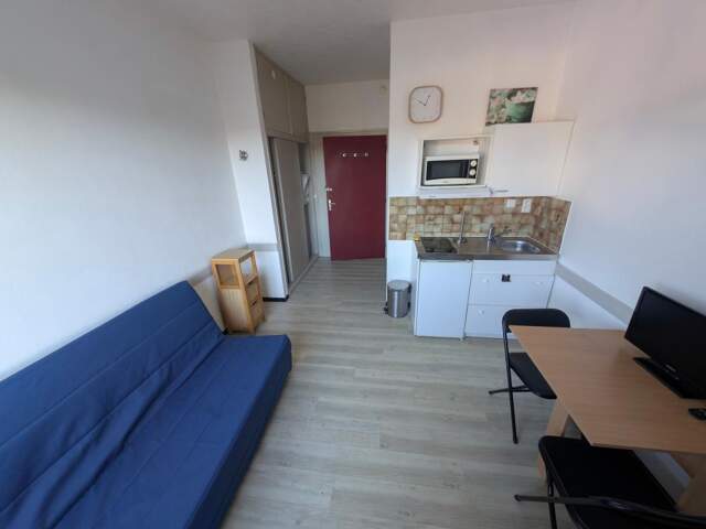 Appartement À Vendre — photo du bien