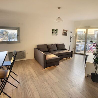 Appartement 2 pièces 710 €