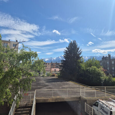 Appartement 4 pièces 135000 €