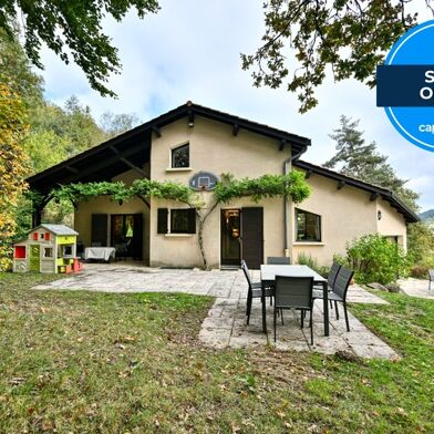 Maison 10 pièces 449000 €