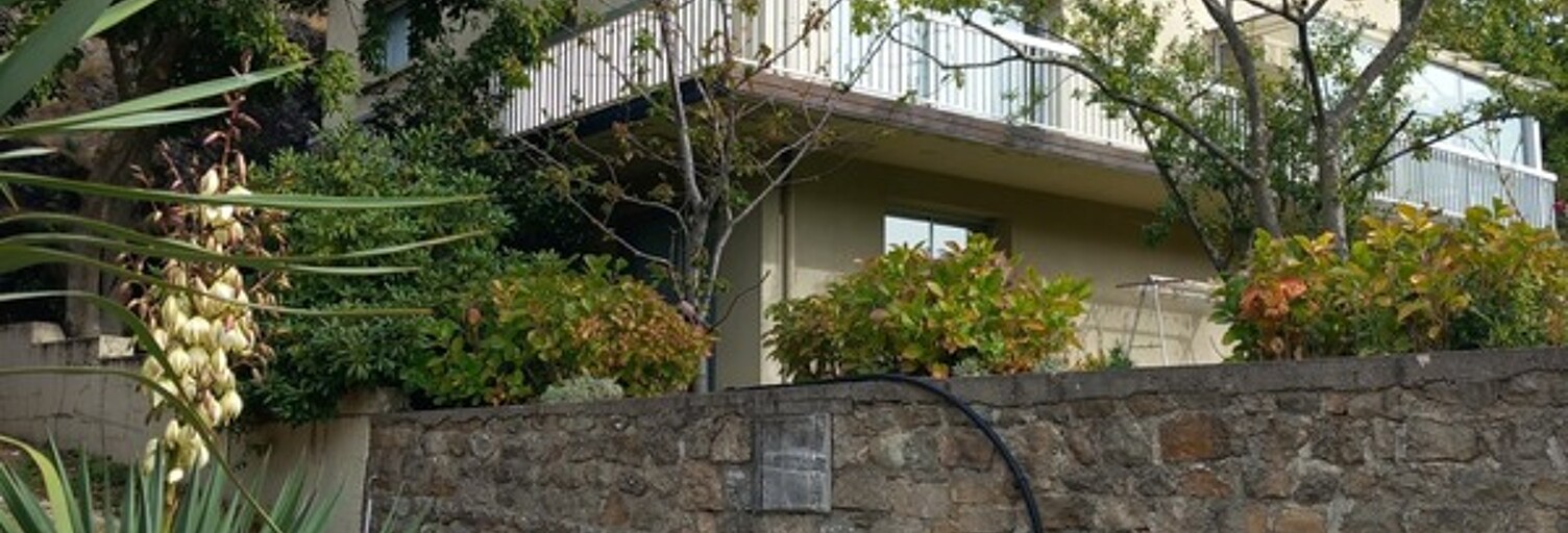 Maison 9 Pièces 220 m² à vendre à Villefort (48800)