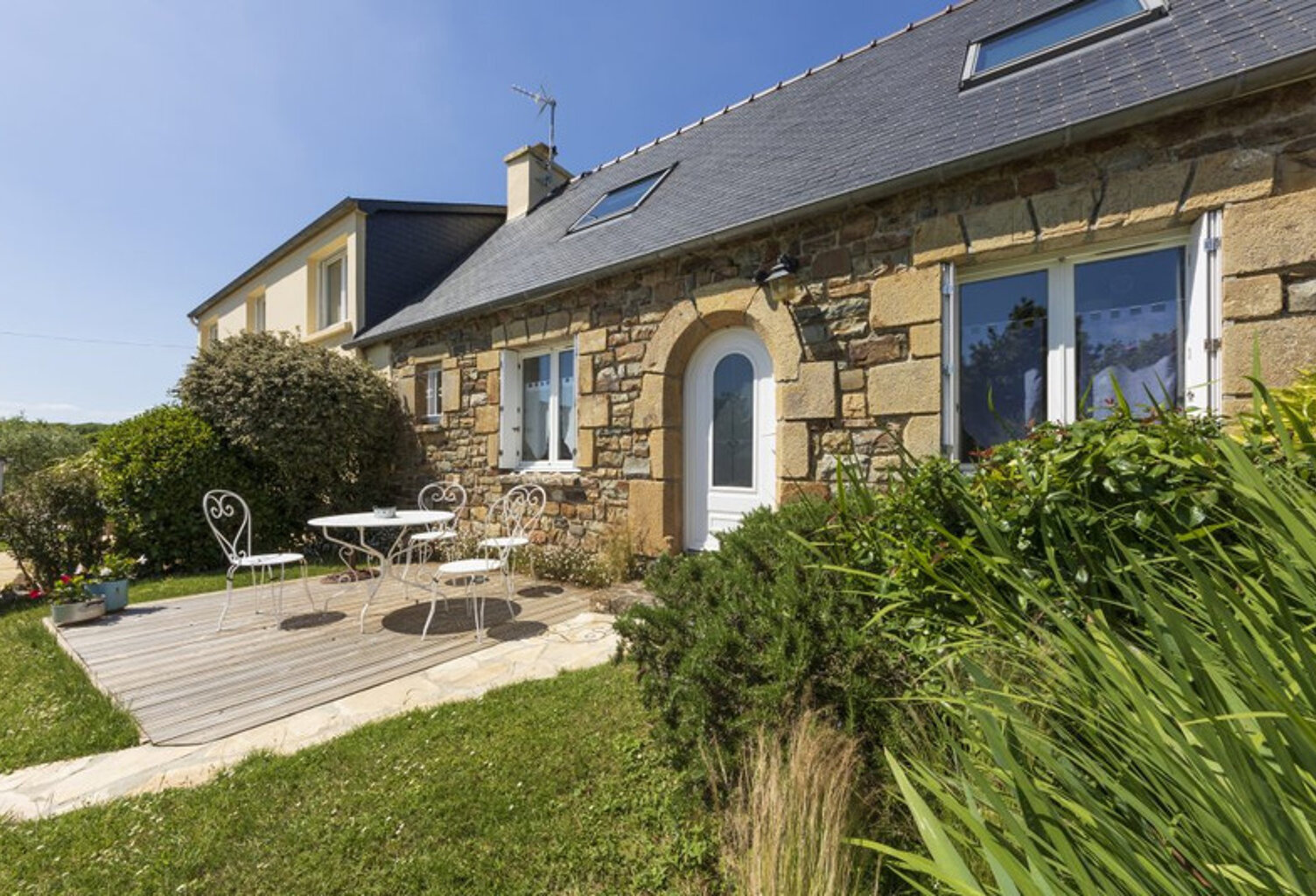 LANVÉOC – Ensemble de gîtes de charme, rénové avec goût, entre campagne et mer — photo 1