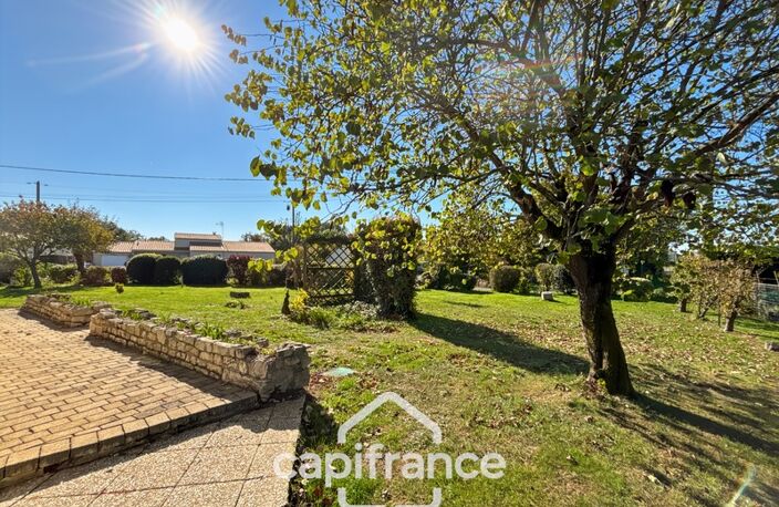 Maison 165 m² avec beaux volumes et jardin paysager – Fontaines — photo 2