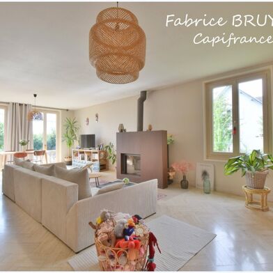 Maison 5 pièces 285000 €