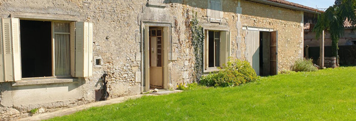 Maison 4 Pièces 105 m² à vendre à Baignes-Sainte-Radegonde (16360)