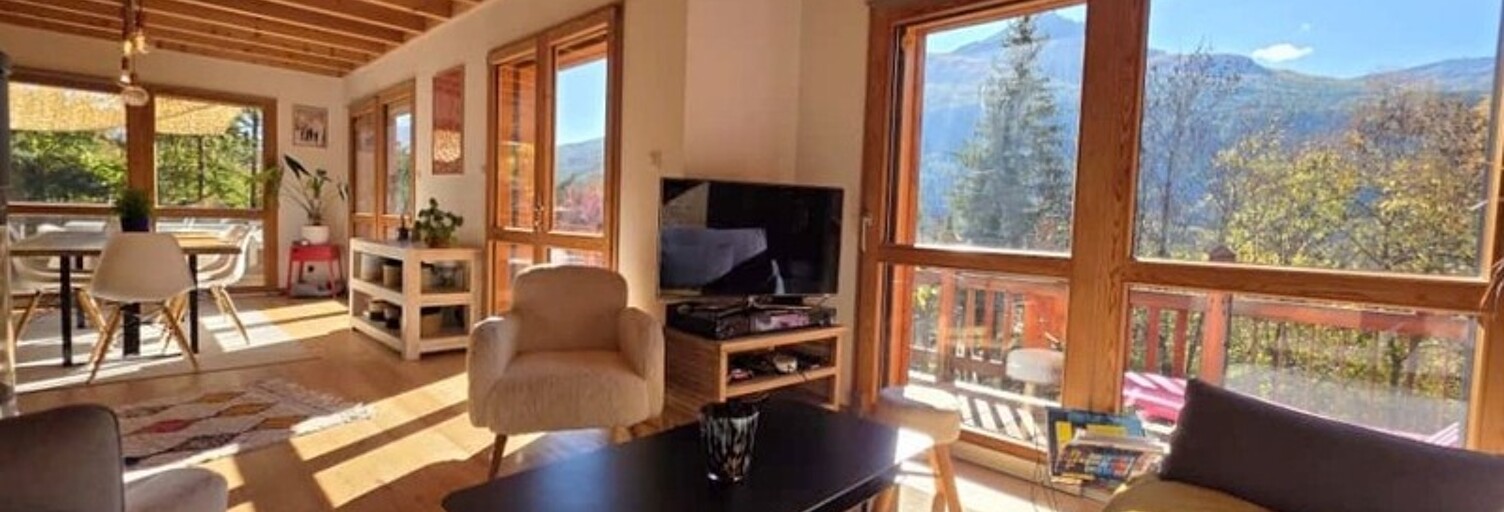 Maison 10 Pièces 162 m² à vendre à Saint-Chaffrey (05330)