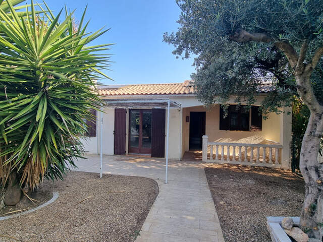 Maison avec 4 chambres et un bureau à UCHAUD (30) — photo du bien