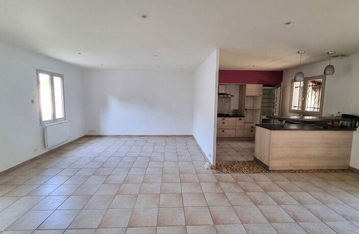 Maison avec 4 chambres et un bureau à UCHAUD (30) — photo 4