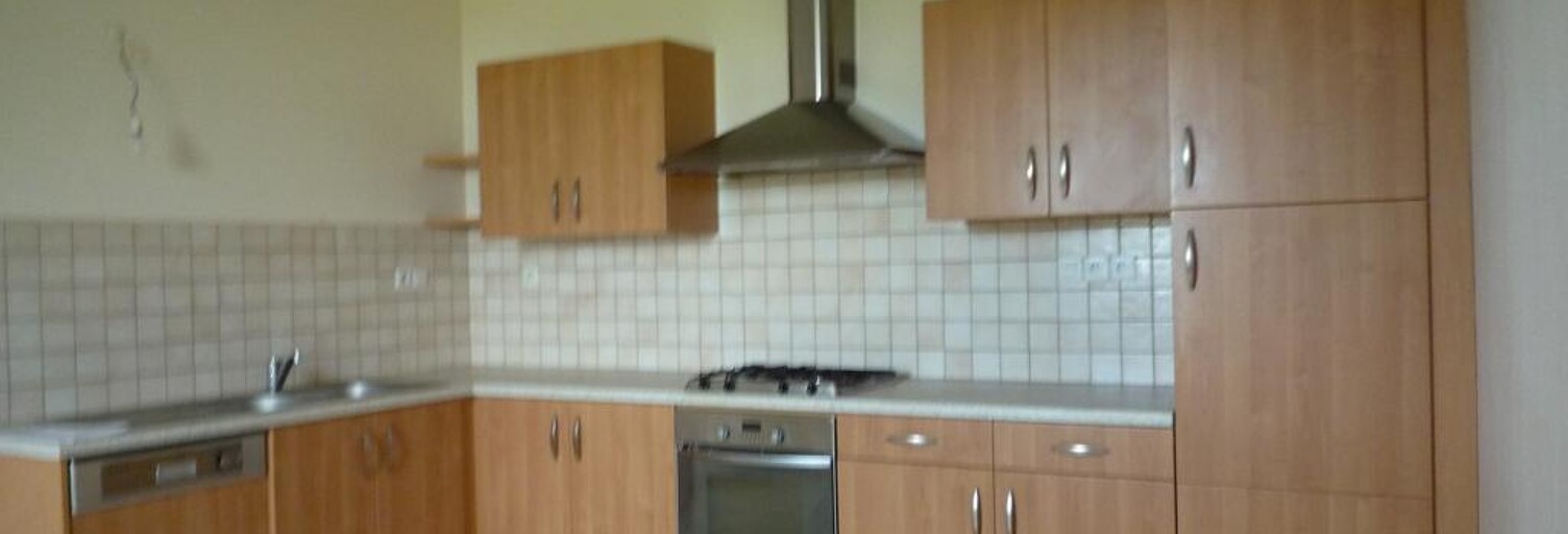 Maison 5 Pièces 105 m² à louer à Lanmérin (22300)