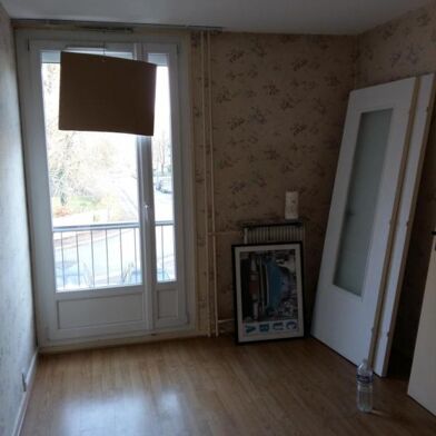 Appartement 2 pièces 700 €