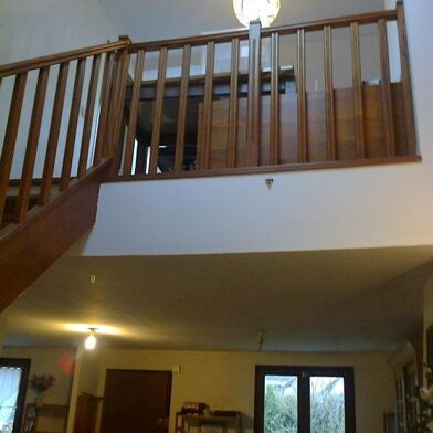 Maison 4 pièces 1300 €