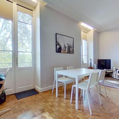 Appartement 2 pièces 1040 €