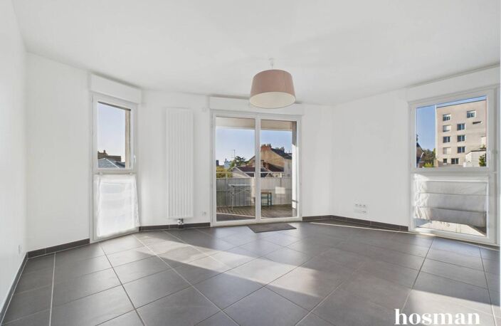 Appartement récent de 3 pièces lumineux avec terrasse et parking - Secteur Hauts-Pavés à Nantes — photo 2