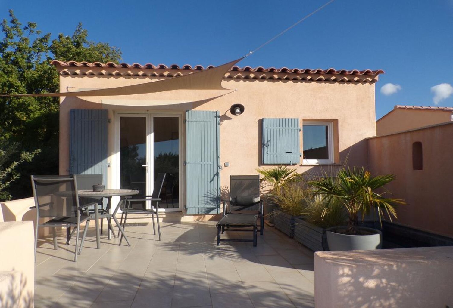 Maison-T2-2023-piscine-À Vendre — photo 1