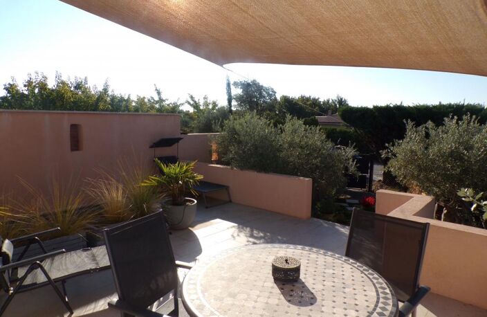 Maison-T2-2023-piscine-À Vendre — photo 3