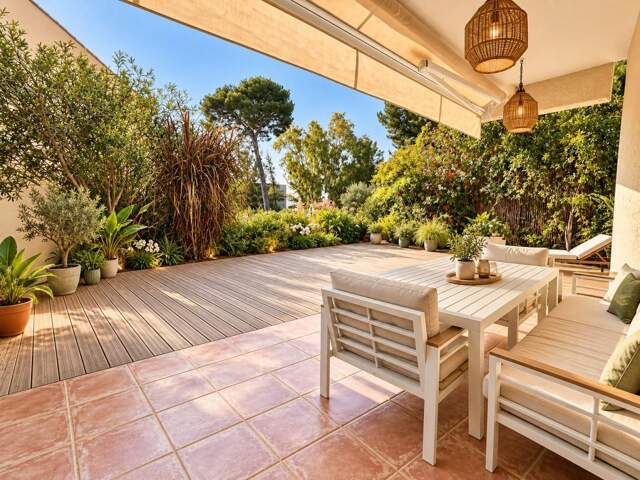 LA SEYNE-SUR-MER – TAMARIS | Rez-de-jardin plein Sud – Terrasse, jardin privatif et aperçu mer — photo du bien