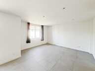 RARE ! APPARTEMENT RÉNOVÉ, LUMINEUX, AUCUN TRAVAUX. PARKING INCLUS — photo 4