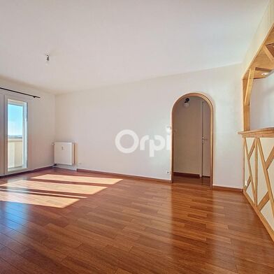 Appartement 4 pièces 89900 €