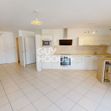 Appartement 4 pièces 275000 €