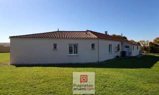 Maison 8 Pièces 157 m² à vendre à Champdolent (17430)