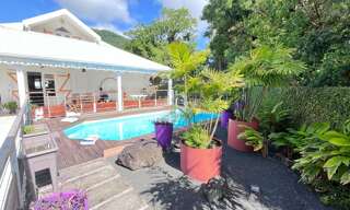 Maison 6 Pièces 200 m² à vendre à Gourbeyre (97113)