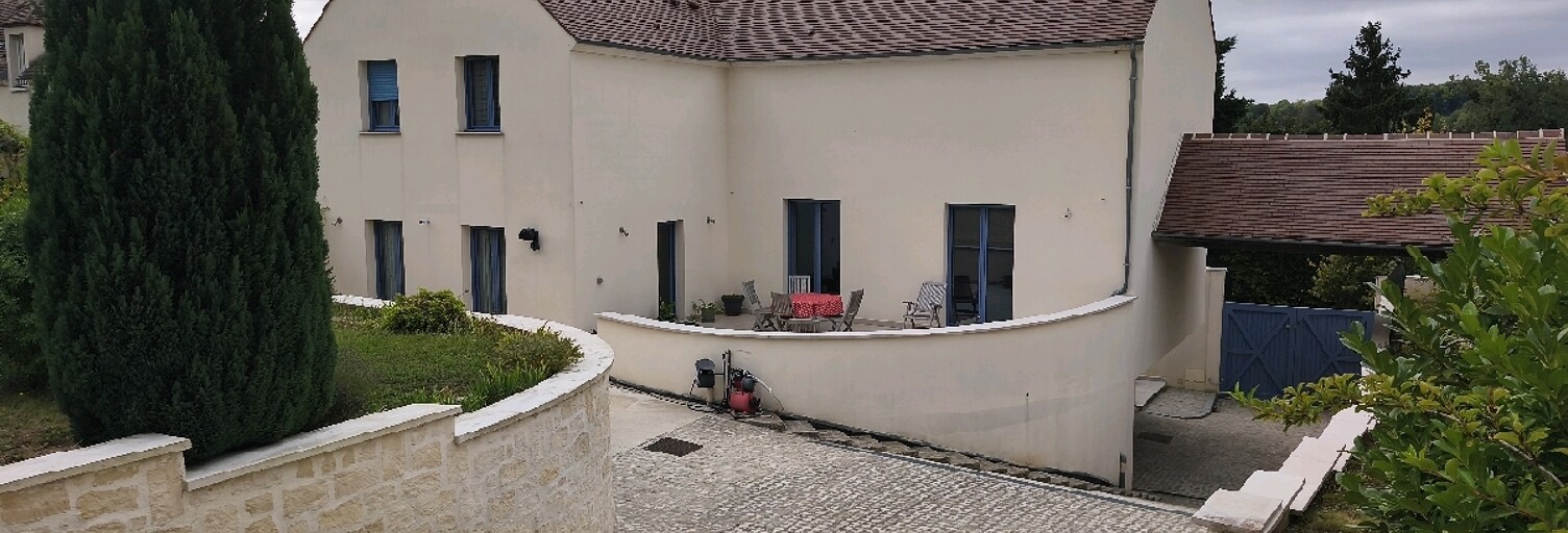 Maison 8 Pièces 234 m² à vendre à Vallangoujard (95810)