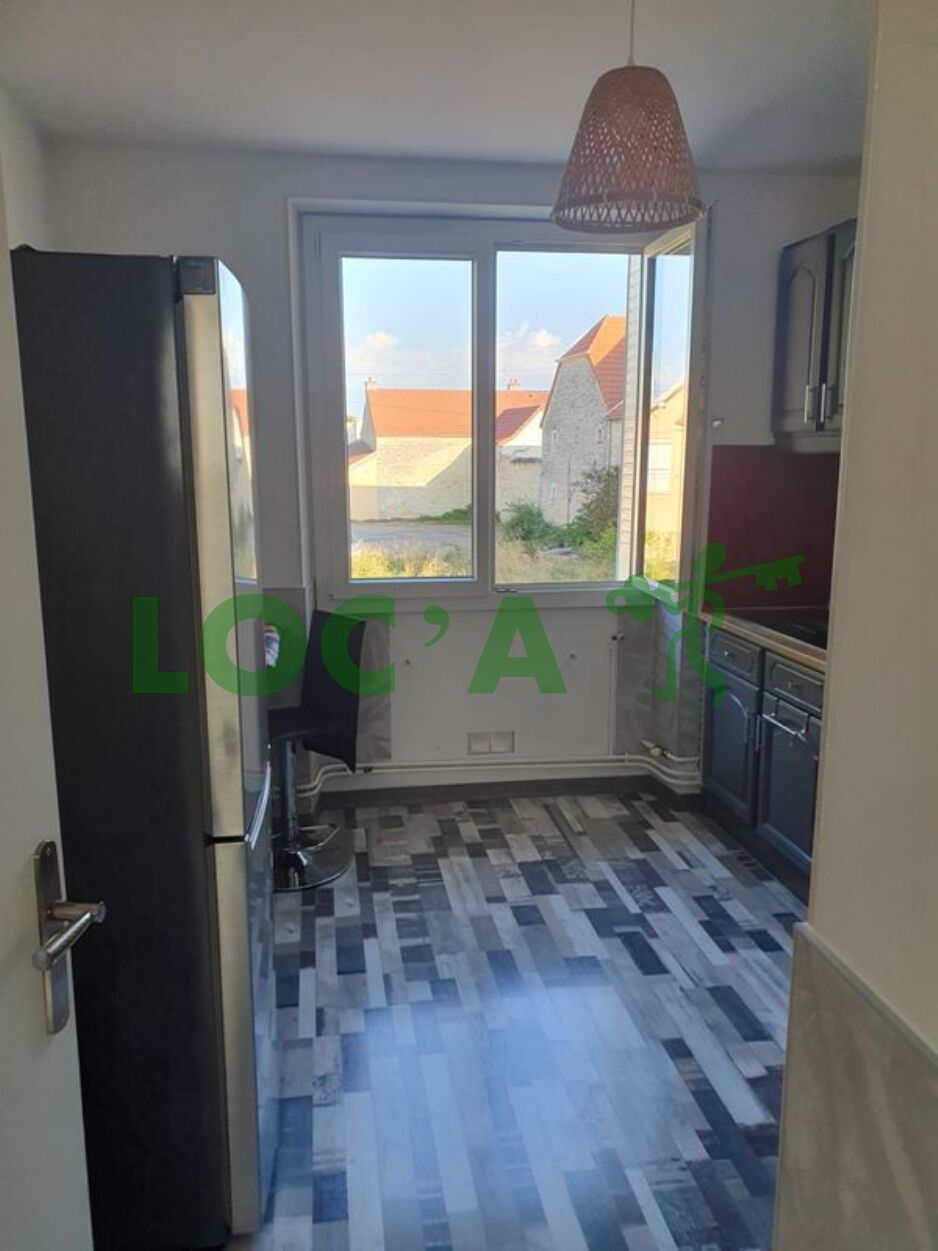 Location T4 80 m² à Norges-la-Ville 1 100 ¤ CC /mois