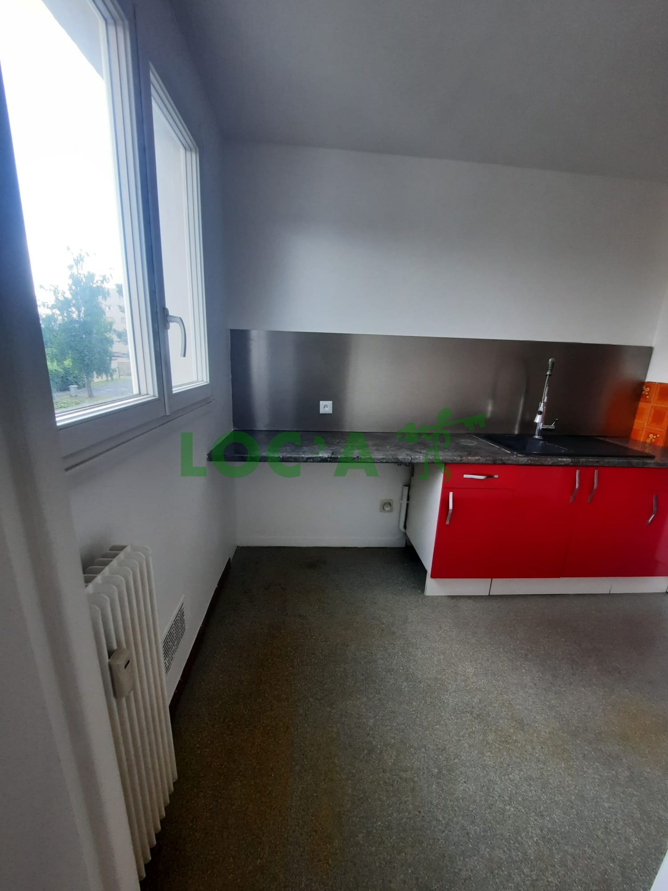 Location T4 86 m² à Fontaine-Lès-Dijon 990 ¤ CC /mois