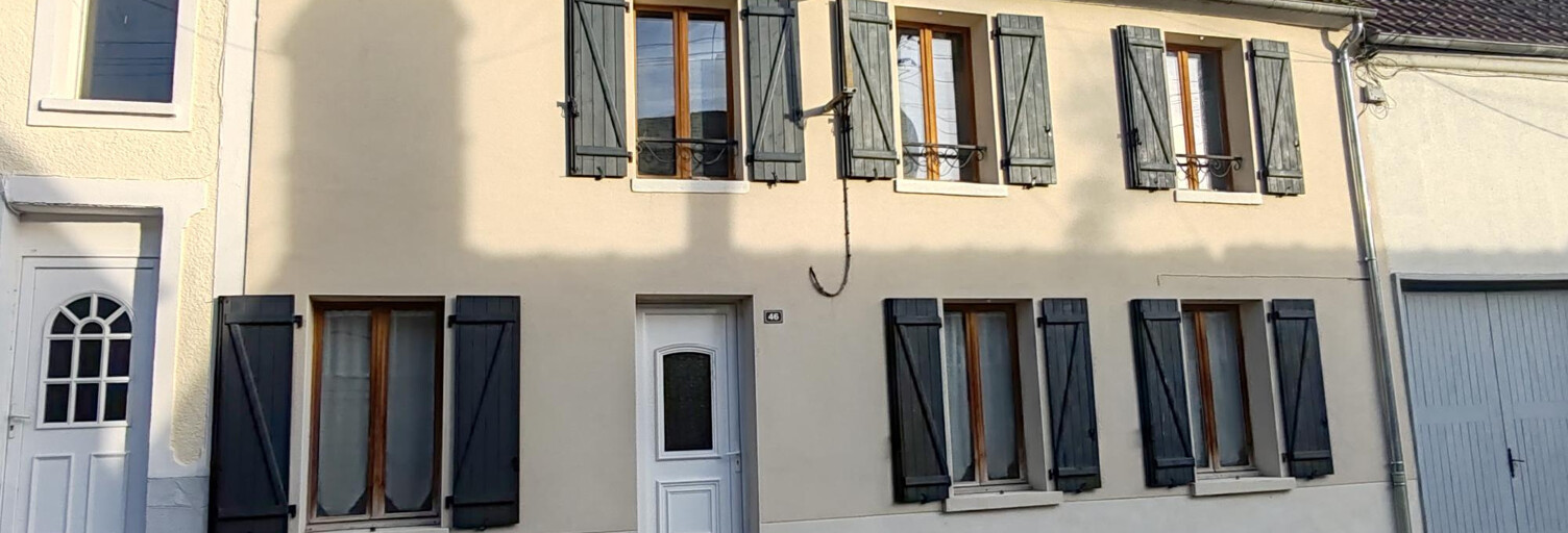 Maison 5 Pièces 100 m² à vendre à Neuilly-Saint-Front (02470)