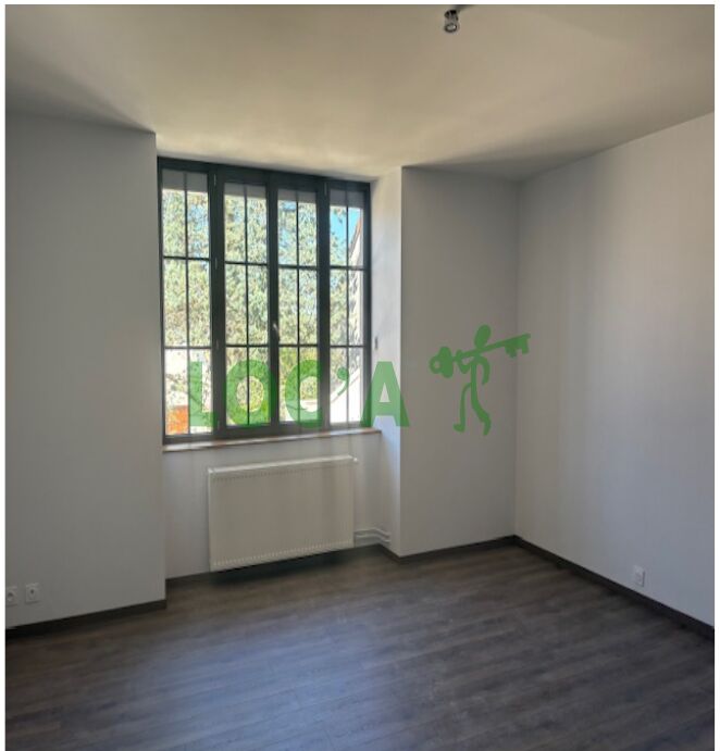 Location Maison 185 m² à Francheville 1 382 ¤ CC /mois