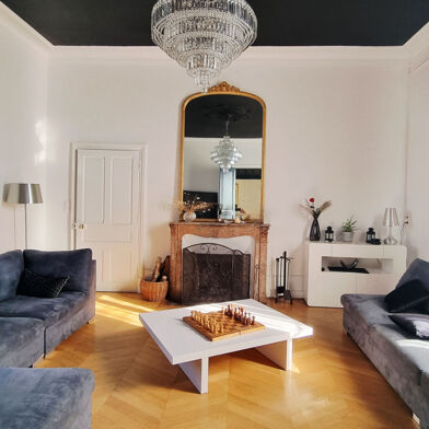 Maison 7 pièces 443100 €