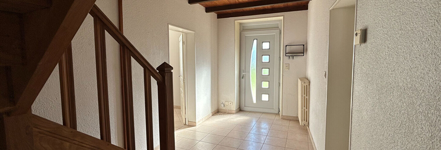 Maison 5 Pièces 127 m² à louer à Brie-sous-Archiac (17520)