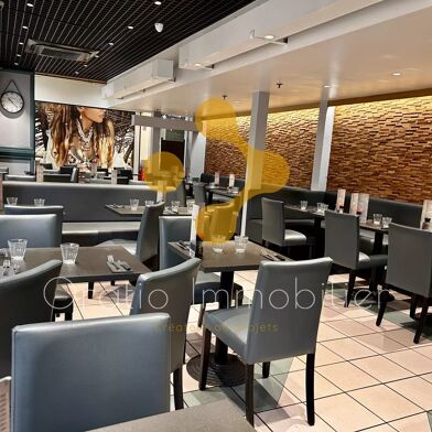 Commerce 3 pièces 321000 €