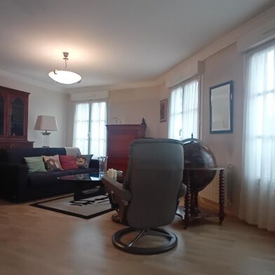 Appartement 4 pièces 183750 €