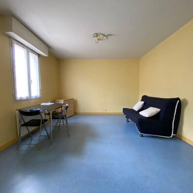 Appartement 1 pièces 390 €