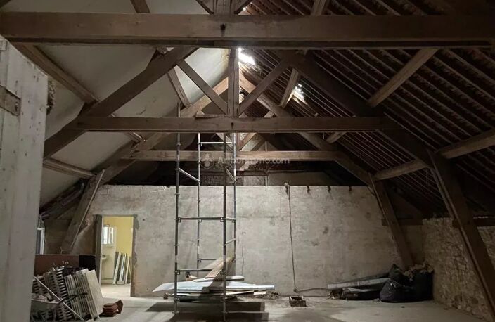 HAUTEVESNES – Ferme de caractère avec fort potentiel sur près d’1,5 hectare — photo 2