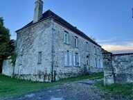 HAUTEVESNES – Ferme de caractère avec fort potentiel sur près d’1,5 hectare — photo 3