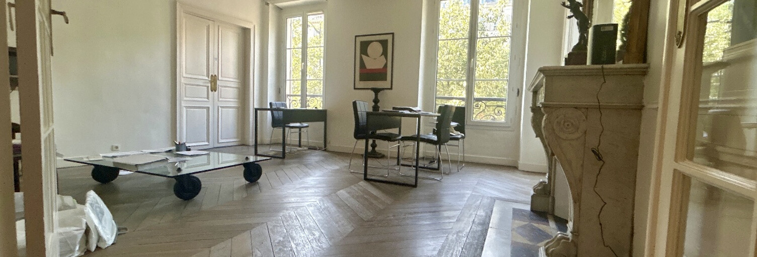 Appartement 4 Pièces 130 m² à vendre à Paris 11 (75011)