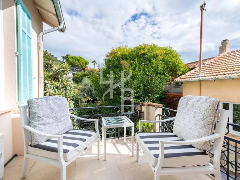 CANNES – MAISON DE VILLE 110 m² – 4 CHAMBRES – TERRASSE & PARKING – SECTEUR BAS MONTROSE — photo 1