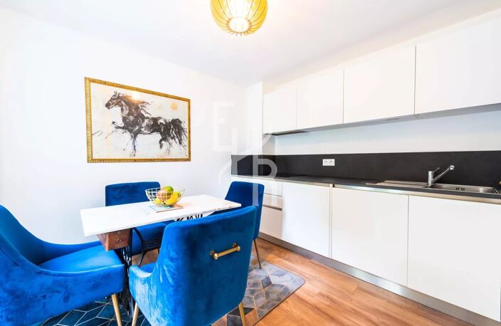 CANNES – MAISON DE VILLE 110 m² – 4 CHAMBRES – TERRASSE & PARKING – SECTEUR BAS MONTROSE — photo 5
