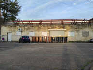 Coutras centre . murs de locaux ( habitations et commerces) — photo 4