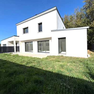 Maison 5 pièces 495000 €