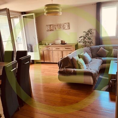 Appartement 4 pièces 186000 €