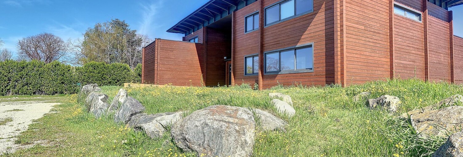 Bureau 12 Pièces 457 m² à vendre à Montélier (26120)