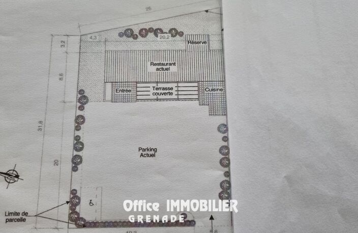 Immeuble commercial — photo 2