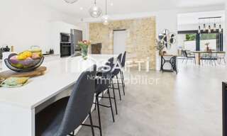 Maison 6 Pièces 205 m² à vendre à Le Haillan (33185)