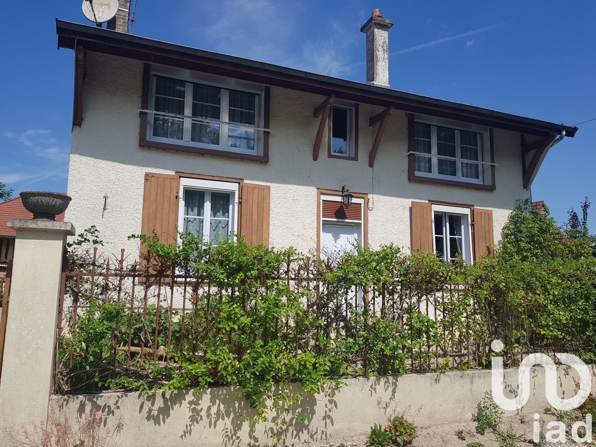 Mailly-Le-Camp - 100m² - 3p. - 2ch.