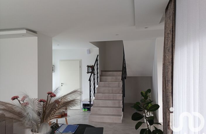 Vente Maison/villa 8 pièces — photo 5