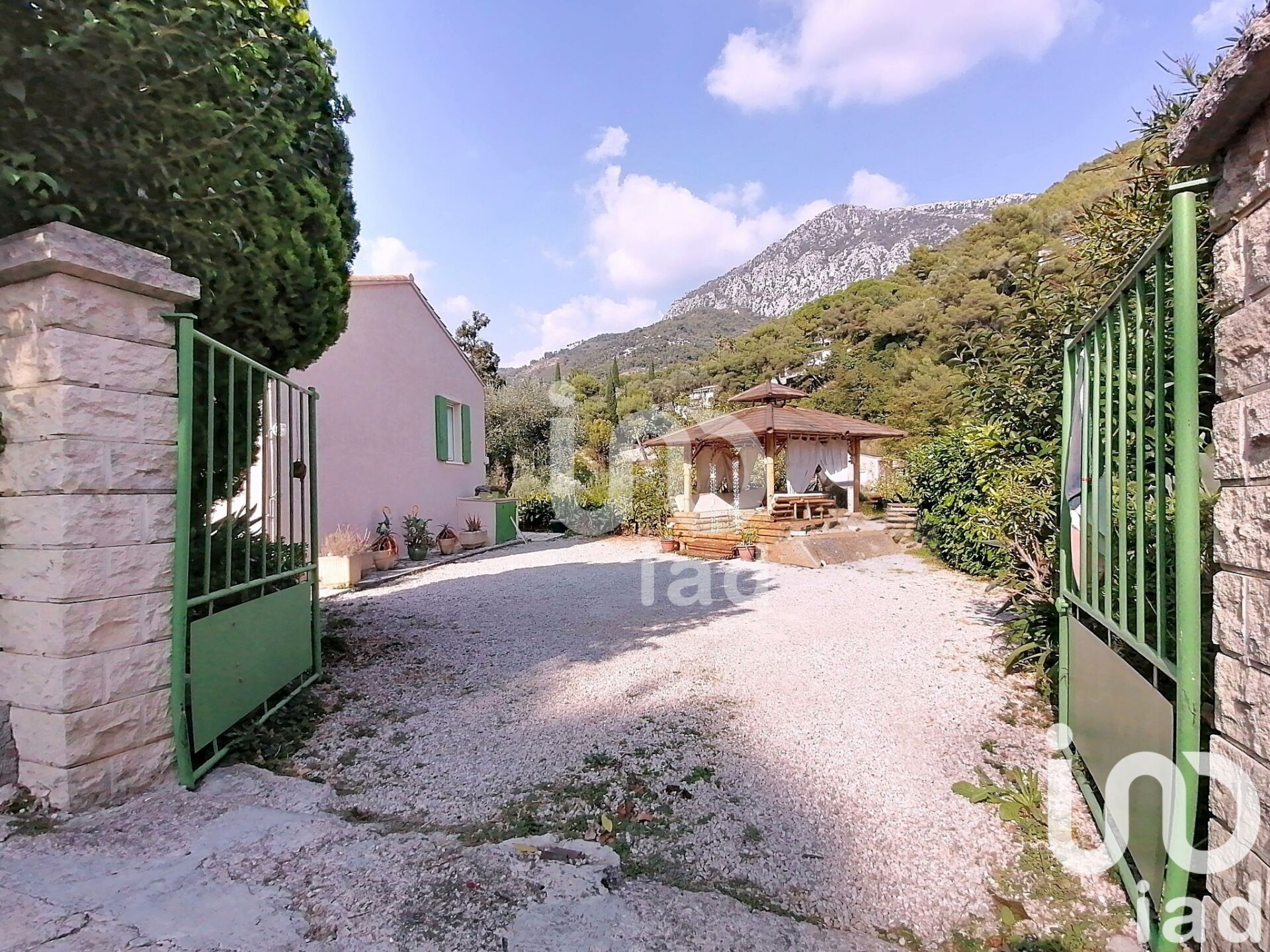 Vente Maison/villa 5 pièces - Photo 2