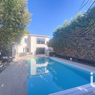 Maison 5 pièces 571000 €